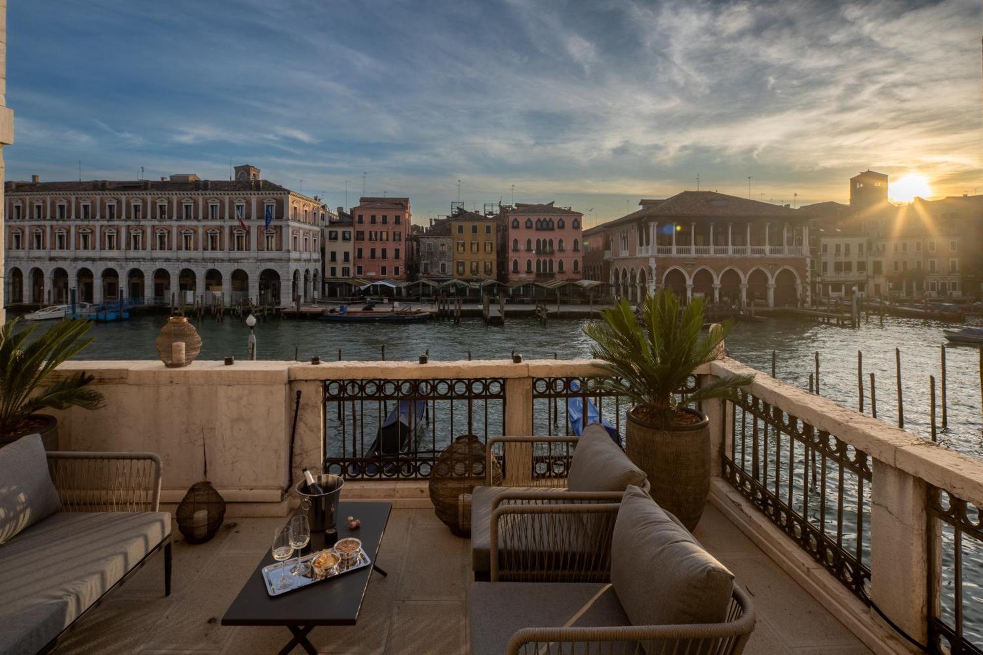 Grand Canal Luxury Apartment With Terrace R&R Veneza Exterior foto